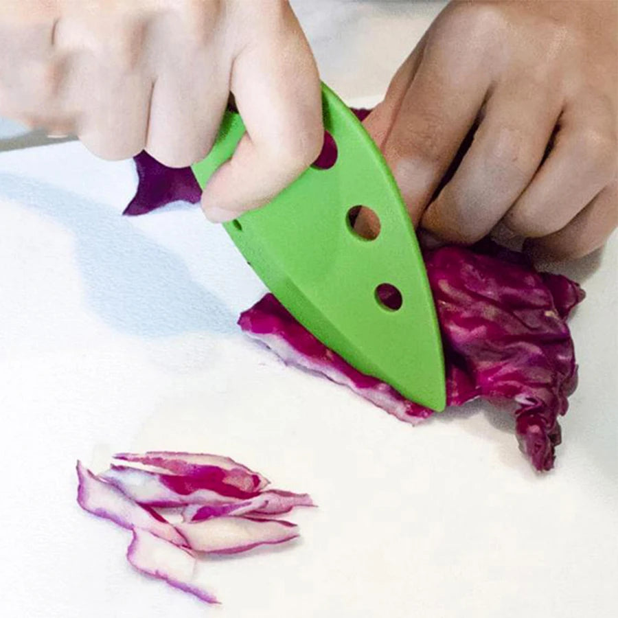 HerbEase™ 1PC Multi-Functional Vegetable Stem and Leaf Separator | Vegetable Cutter